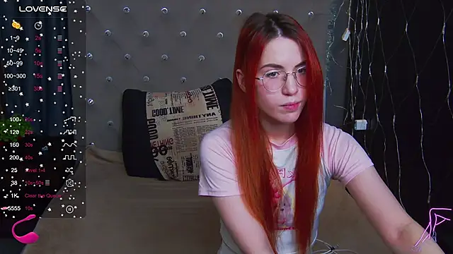 EmilyKents online show from 01/10/25, 04:44