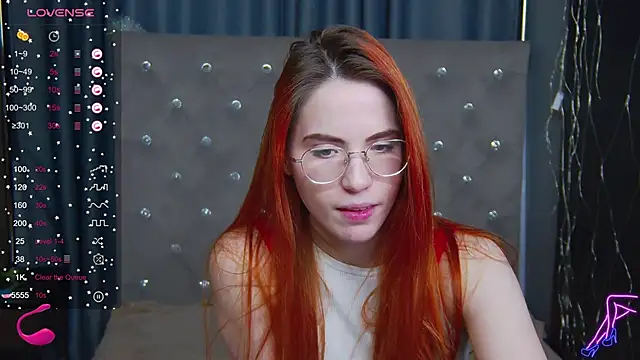 EmilyKents online show from 01/31/25, 06:02