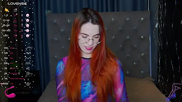 EmilyKents online show from 02/11/25, 01:20