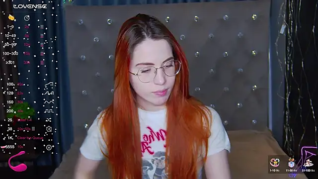 EmilyKents online show from 02/12/25, 01:41