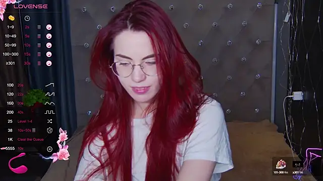 EmilyKents online show from 02/27/25, 04:41