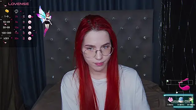 EmilyKents online show from 10/14/25, 01:28