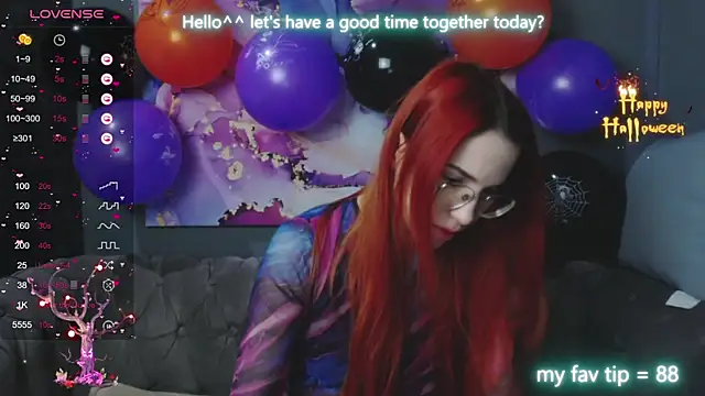 EmilyKents online show from 10/29/25, 01:30