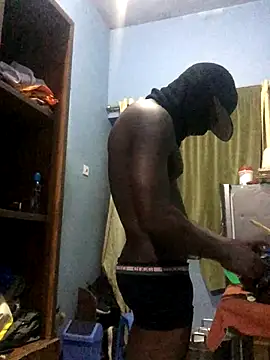 Snapshot of BigBrotherFreak chatting on 09/17/25, 06:31 BigBrotherFreak online show from 09/17/25, 06:31