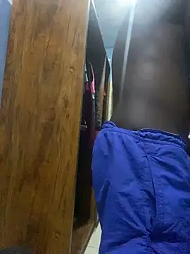 Snapshot of BigBrotherFreak chatting on 09/19/25, 02:57 BigBrotherFreak online show from 09/19/25, 02:57