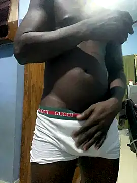 Snapshot of BigBrotherFreak chatting on 09/28/25, 03:34 BigBrotherFreak online show from 09/28/25, 03:34