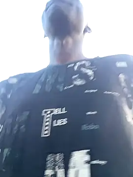 Snapshot of BigBrotherFreak chatting on 10/03/25, 05:43 BigBrotherFreak online show from 10/03/25, 05:43