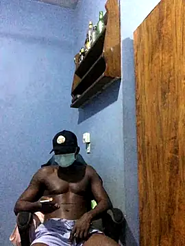 Snapshot of BigBrotherFreak chatting on 10/10/25, 04:33 BigBrotherFreak online show from 10/10/25, 04:33