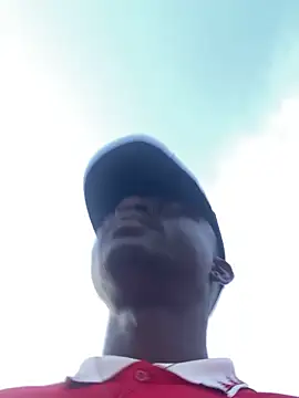 Snapshot of BigBrotherFreak chatting on 10/18/25, 05:46 BigBrotherFreak online show from 10/18/25, 05:46