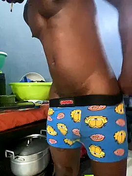 Snapshot of BigBrotherFreak chatting on 10/22/25, 05:02 BigBrotherFreak online show from 10/22/25, 05:02