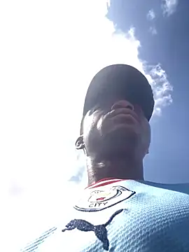 Snapshot of BigBrotherFreak chatting on 11/05/25, 09:20 BigBrotherFreak online show from 11/05/25, 09:20