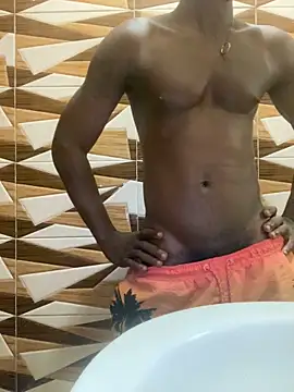 Snapshot of BigBrotherFreak chatting on 11/28/25, 04:09 BigBrotherFreak online show from 11/28/25, 04:09