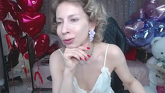AdrianaSea online show from 03/01/25, 11:50
