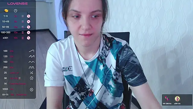 LisaHeart online show from 11/05/25, 06:41