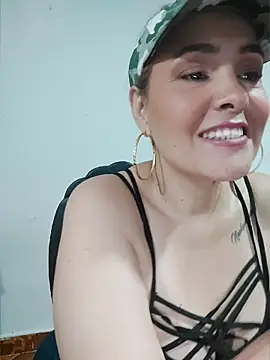 Snapshot of Miss_Agatha chatting on 04/18/26, 12:25 Miss Agatha online show from 04/18/26, 12:25