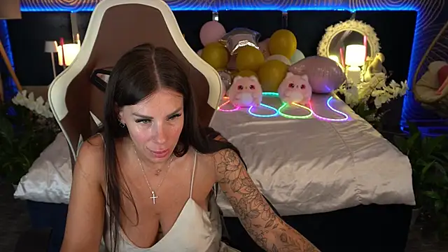 IsabellaFoxyy online show from 07/31/26, 12:26