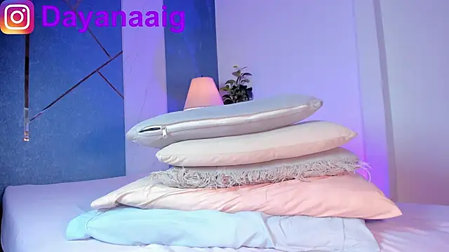 Snapshot of Voluptupus-girl chatting on 04/11/26, 10:14 Voluptupus-girl online show from 04/11/26, 10:14