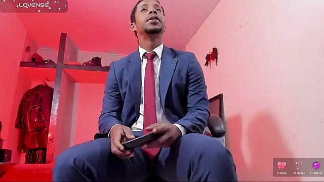 AlejoKhalifa  online show from 07/21/26, 11:12
