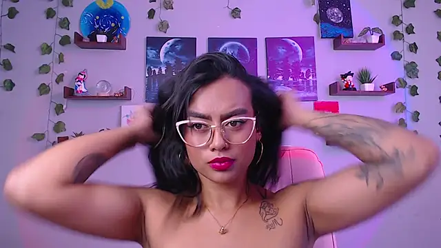 macey elliot  online show from 02/07/25, 04:24