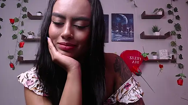 macey elliot  online show from 02/21/25, 05:53