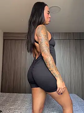 macey elliot  online show from 02/25/25, 06:09