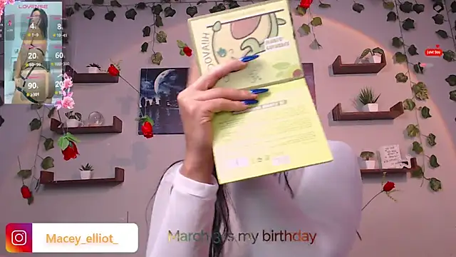 macey elliot  online show from 03/01/25, 05:05