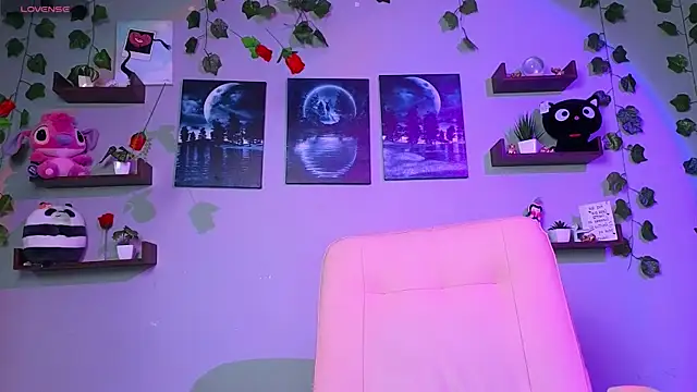 macey elliot  online show from 03/23/25, 02:15