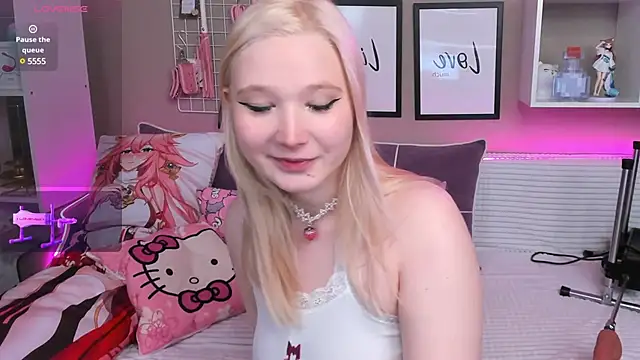 Snapshot of MeowkaKitty chatting on 02/22/25, 12:49 MeowkaKitty online show from 02/22/25, 12:49