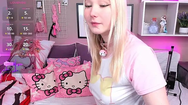 Snapshot of MeowkaKitty chatting on 02/23/25, 12:51 MeowkaKitty online show from 02/23/25, 12:51