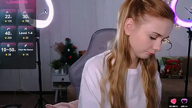 Britney Lynch online show from 12/21/24, 02:52