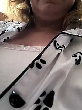 jusichka online show from 02/11/25, 07:33