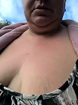 jusichka online show from 10/12/25, 05:50