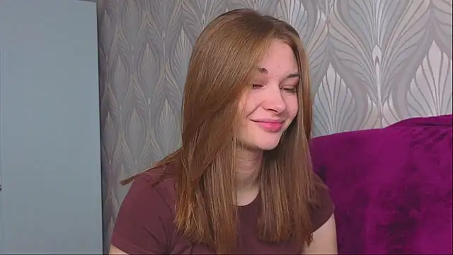 Snapshot of CharryClim chatting on 10/01/25, 04:51 CharryClim online show from 10/01/25, 04:51