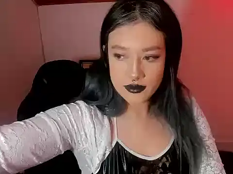 Snapshot of kat_apple chatting on 10/20/25, 06:30 kat apple online show from 10/20/25, 06:30