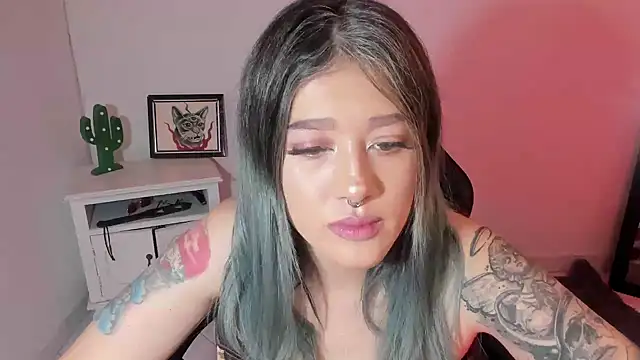 Snapshot of kat_apple chatting on 11/01/25, 08:22 kat apple online show from 11/01/25, 08:22