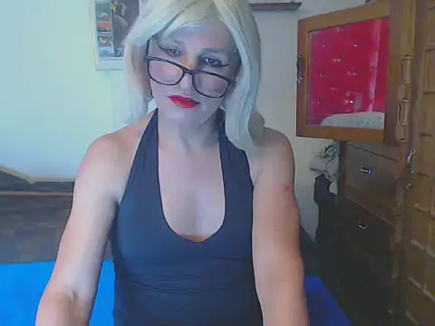 LorenJade online show from 03/20/25, 07:14