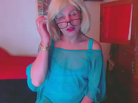 LorenJade online show from 12/02/25, 09:47