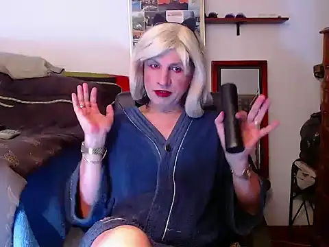 LorenJade online show from 05/03/26, 10:43