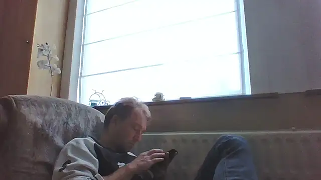 bertolini online show from 11/30/25, 01:59