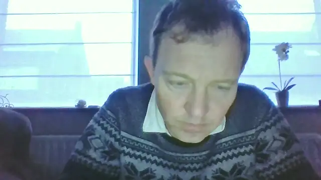Snapshot of bertolini chatting on 02/16/26, 04:58 bertolini online show from 02/16/26, 04:58