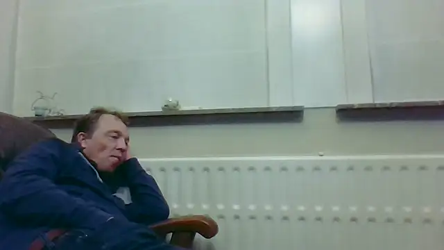 Snapshot of bertolini chatting on 03/21/26, 08:23 bertolini online show from 03/21/26, 08:23