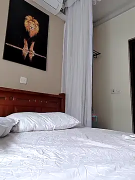 Snapshot of Sexy-Aljan chatting on 12/24/24, 12:44 Sexy-Aljan online show from 12/24/24, 12:44