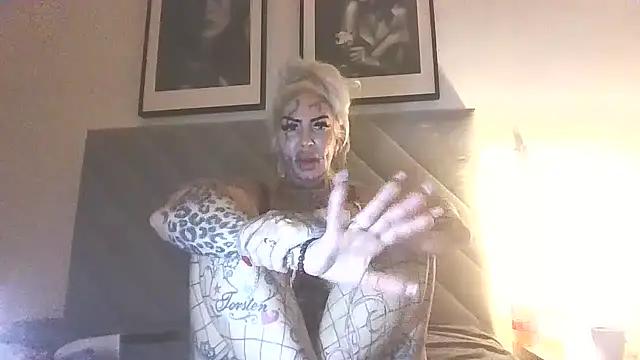 Snapshot of Jeanny_Bln chatting on 12/06/24, 03:44 Jeanny Bln online show from 12/06/24, 03:44