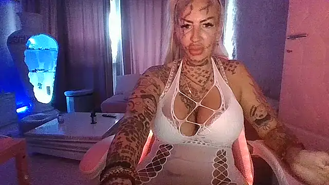 Snapshot of Jeanny_Bln chatting on 09/10/25, 05:40 Jeanny Bln online show from 09/10/25, 05:40