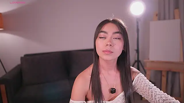 GigiLee  online show from 07/29/26, 01:48