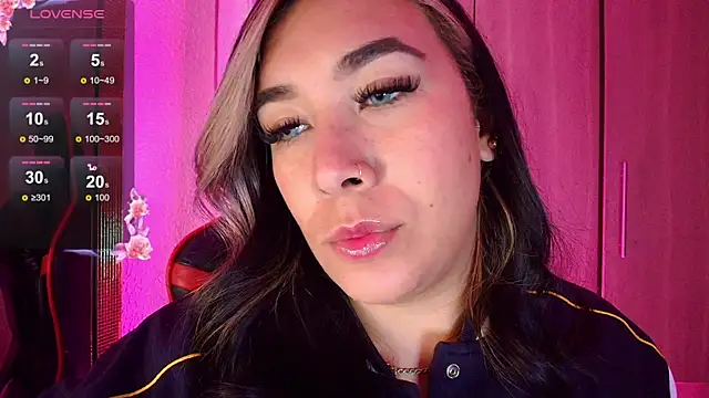 leahtemptation3 online show from 06/29/26, 07:25
