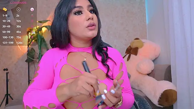 abbyhill27 online show from 10/29/25, 03:42