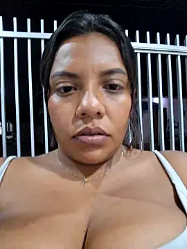 Snapshot of CanelitaPasion chatting on 01/19/25, 12:28 CanelitaPasion online show from 01/19/25, 12:28