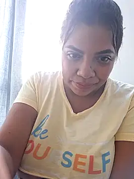 Snapshot of CanelitaPasion chatting on 02/18/25, 01:55 CanelitaPasion online show from 02/18/25, 01:55