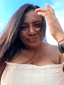 Snapshot of CanelitaPasion chatting on 10/01/25, 09:54 CanelitaPasion online show from 10/01/25, 09:54